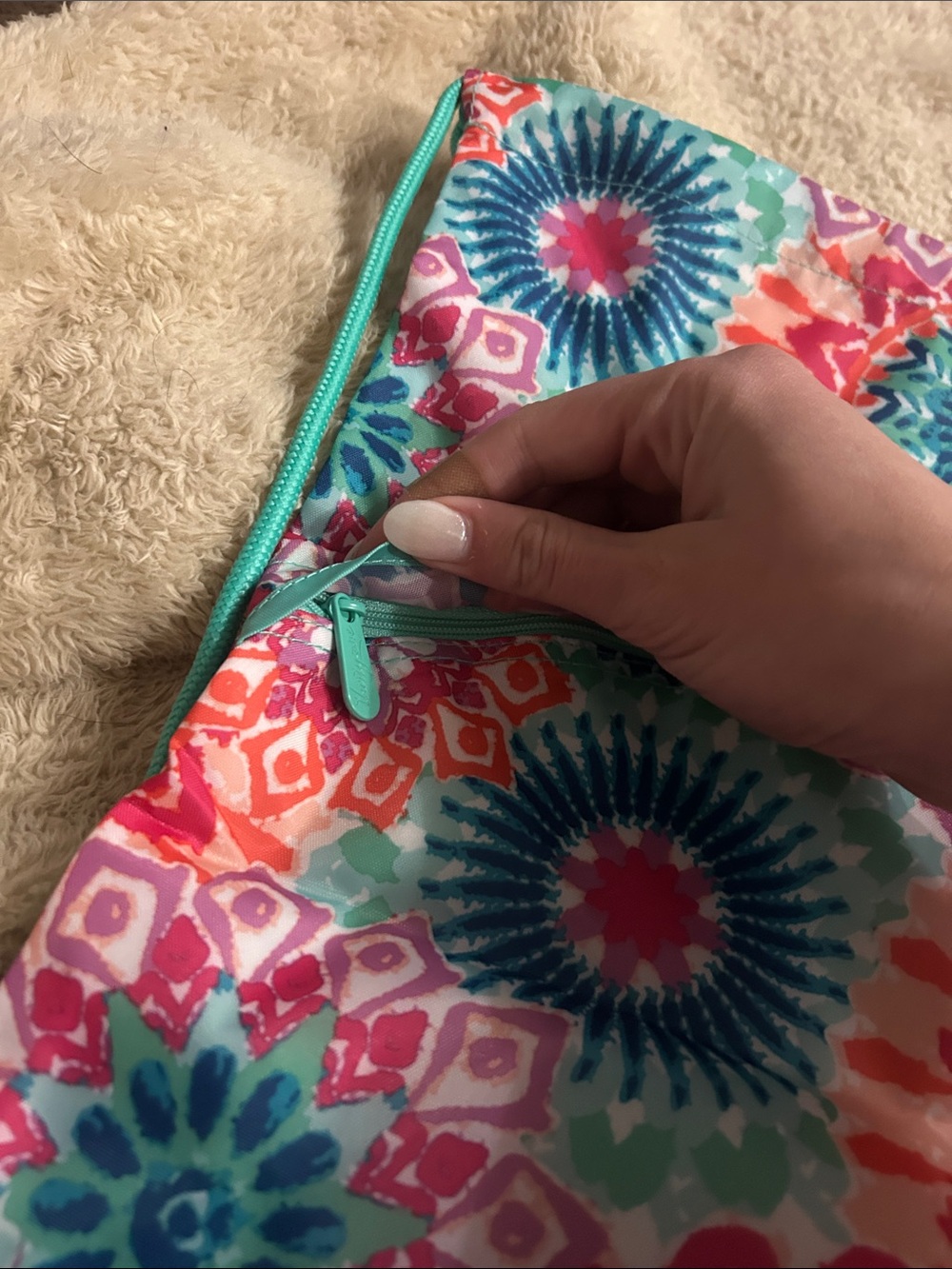 Colorful Geometric Print Drawstring Tote - Multicolor - Picture 2 of 3